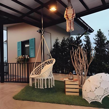 Capital O 75422 Million Pillows Chiang Mai Exterior foto
