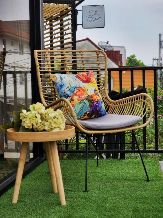 Capital O 75422 Million Pillows Chiang Mai Exterior foto