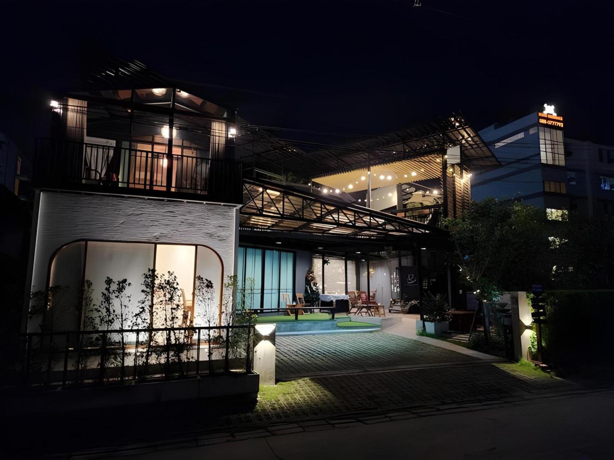 Capital O 75422 Million Pillows Chiang Mai Exterior foto